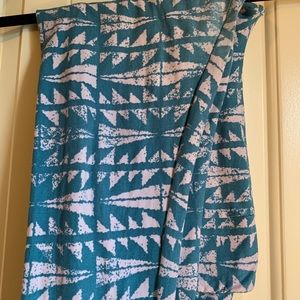 LuLaRoe Pink and Teal TC Leggings